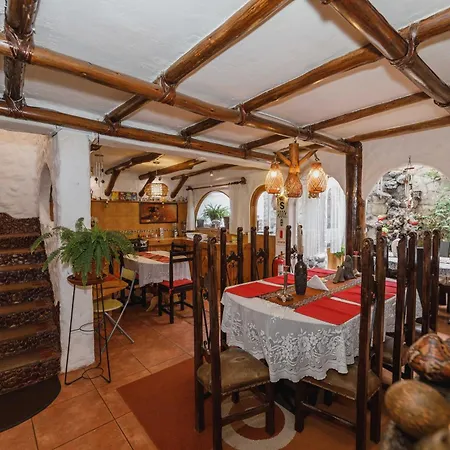 Hostal Madre Tierra